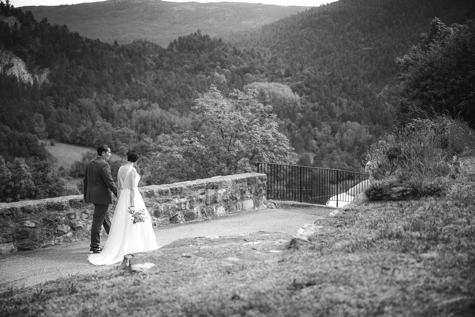 Petal shower over the newlyweds in a Provençal village