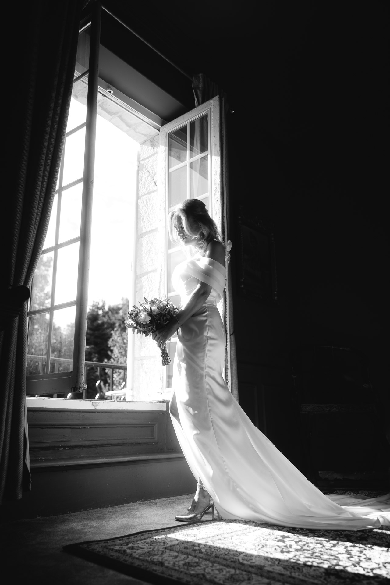 First dance dip in a historic French church